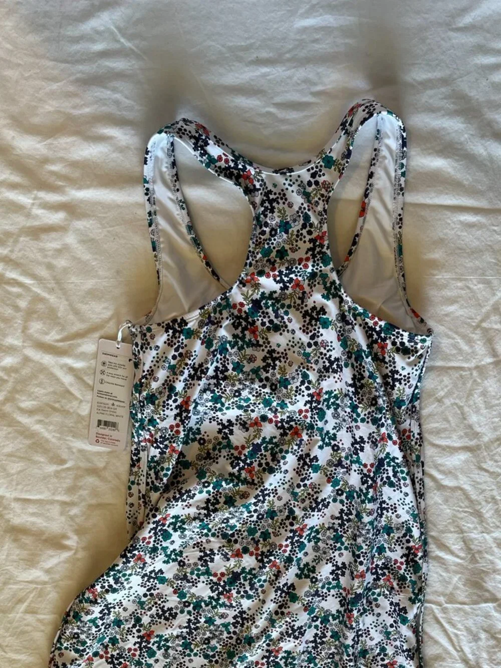 Krimson & Klover Woman's One-Piece Kai Alpine Floral Summer Swim Dress Sz sm